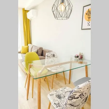 Apartment Charisma Apt - Lux At Top City Center Warna