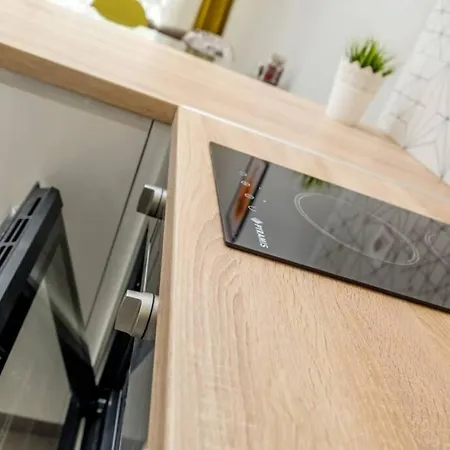 Apartment Charisma Apt - Lux At Top City Center *